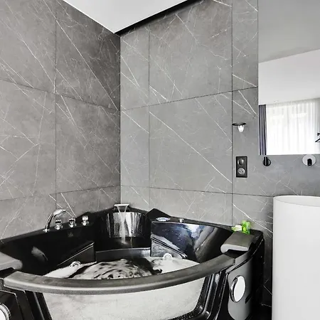 Charming Private - 2p - Les Halles Parigi
