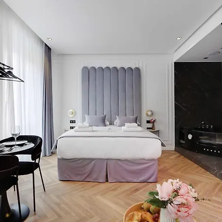 Charming Private - 2p - Les Halles Parigi